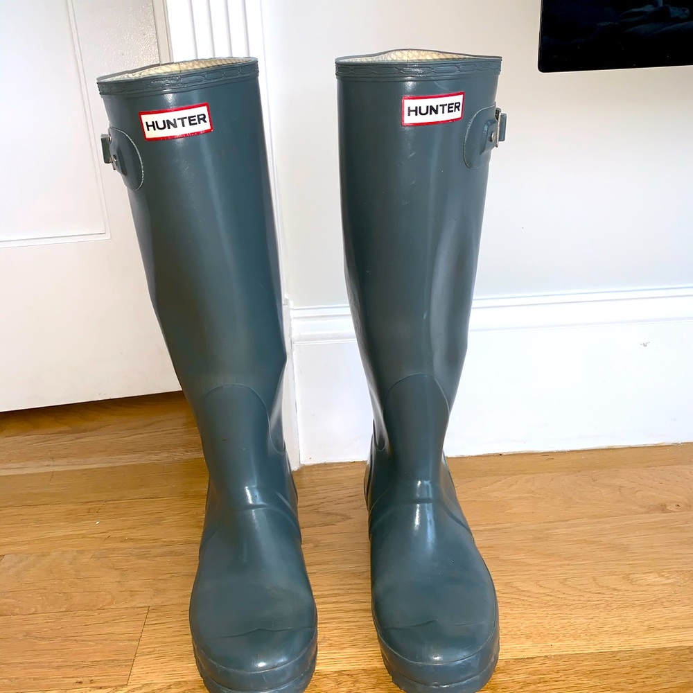 Grey Hunter Rainboots